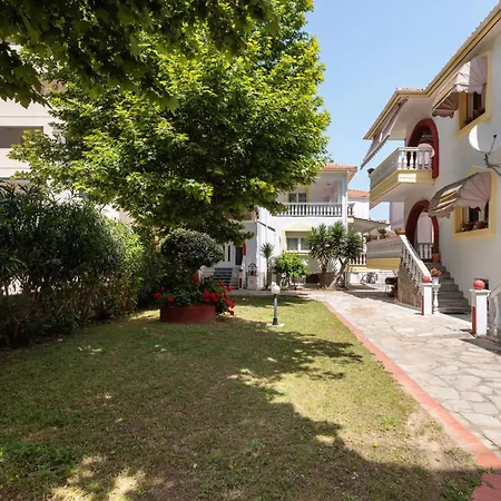 דירה F & B Summer Collection - Peraia - Flat For 4 *